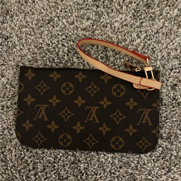 Brown clutch - Picture 2 of 5